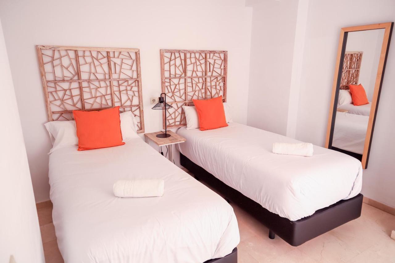Urban Colours Sauceda VII Apartment Севиля Екстериор снимка
